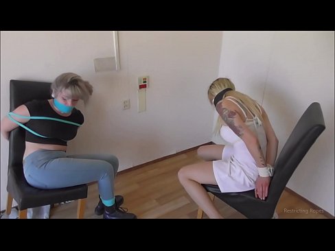 ❤️ Závislá / zviazaná a s roubíkom / dievča v núdzi ❤️❌ Jedinečné porno na nás ❤