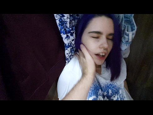 ❤️ Našiel som svoju sestru v skrini a pomohol som jej spraviť sa ❤️❌ Jedinečné porno na nás ❤